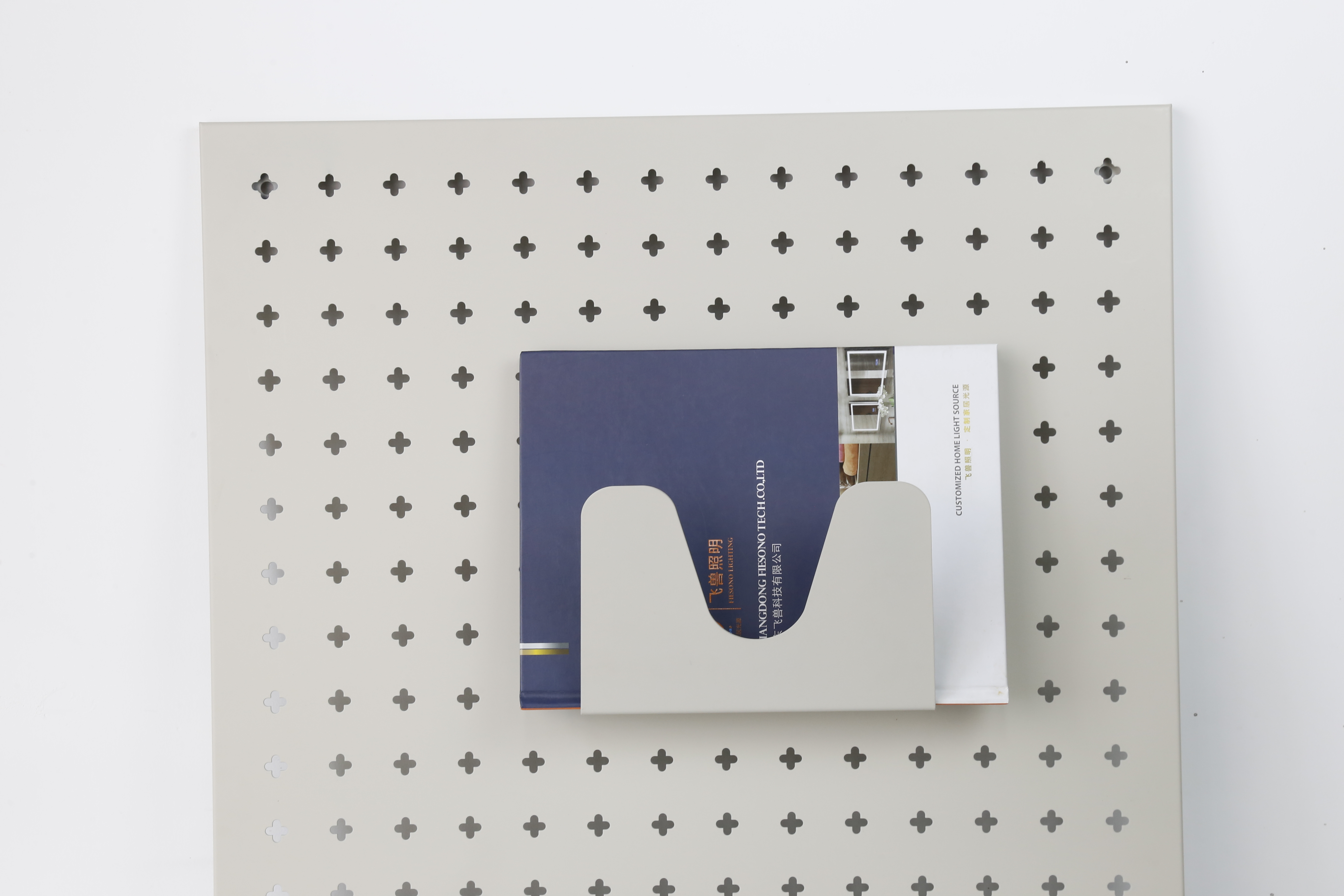 Modular Wall-Mounted Pegboard Organizer System – Customizable Storage for Home, Office, Bathroom & Workshop